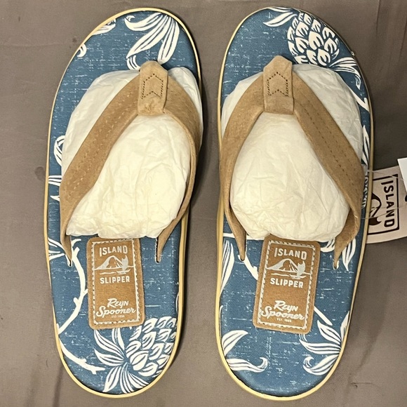 Reyn Spooner X Island Slippers - Picture 1 of 3
